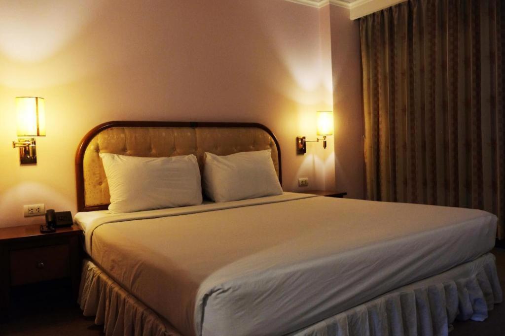 Western Grand Hotel Ratchaburi Ban Bang Kra Eksteriør bilde
