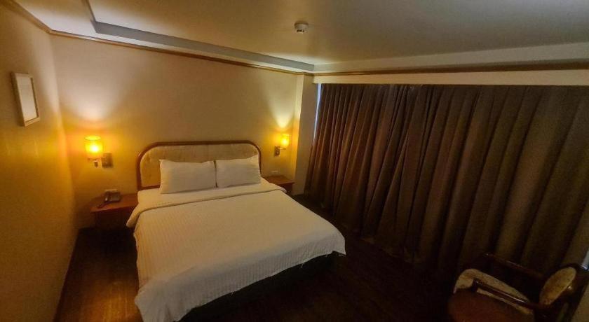 Western Grand Hotel Ratchaburi Ban Bang Kra Eksteriør bilde